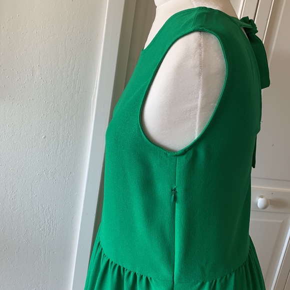 CYRILLUS, PARIS, EMERALD GREEN SLEEVELESS DRESS WITH BACK TIE - SIZE 36 (US XS) - Picture 3 of 6
